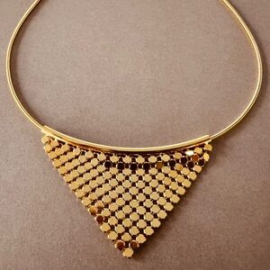 Gold Tone Necklace with Mesh Pendant